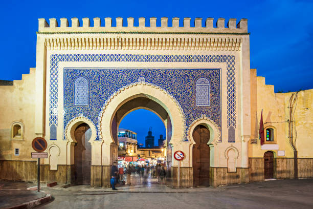Fès